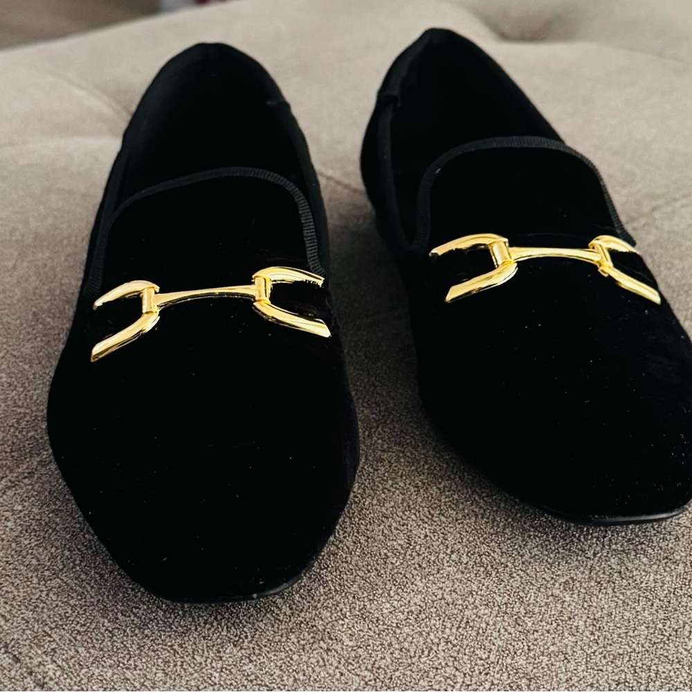 Zara Black Flats with Gold Accent Size 36